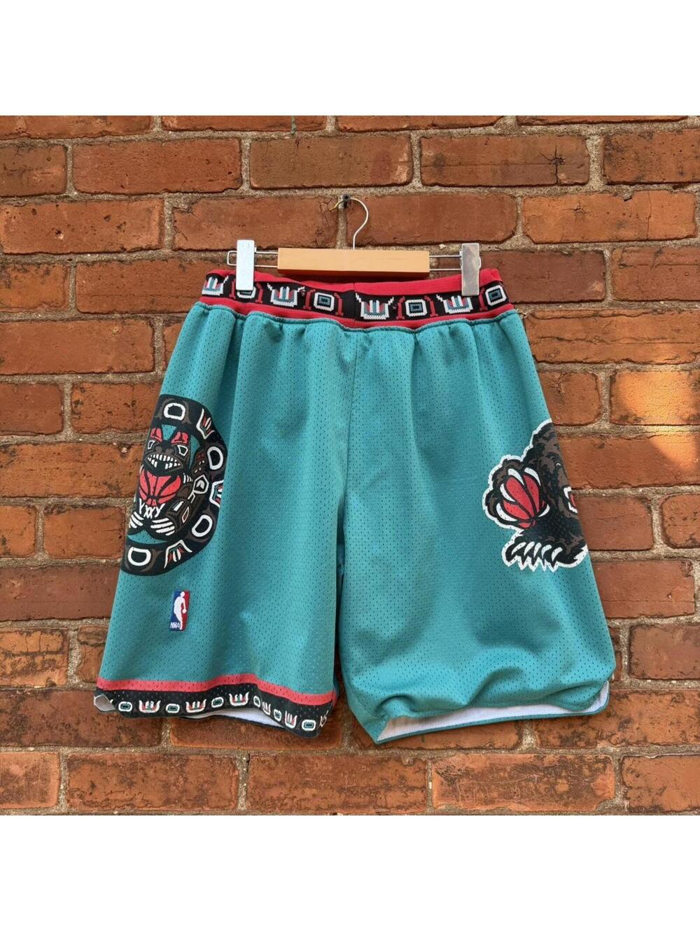 just don Vancouver grizzlies basketball shorts M